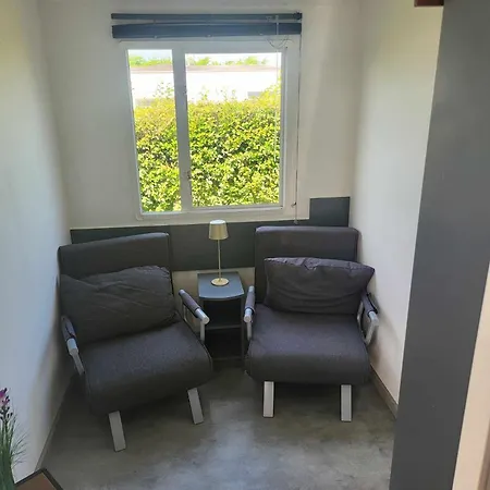 Living * מידלקרק