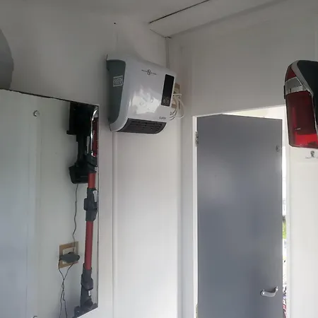 Living 米德尔克尔克