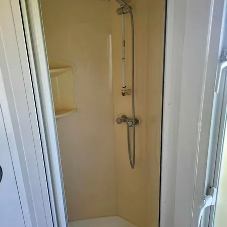 Living אתר קמפינג מידלקרק